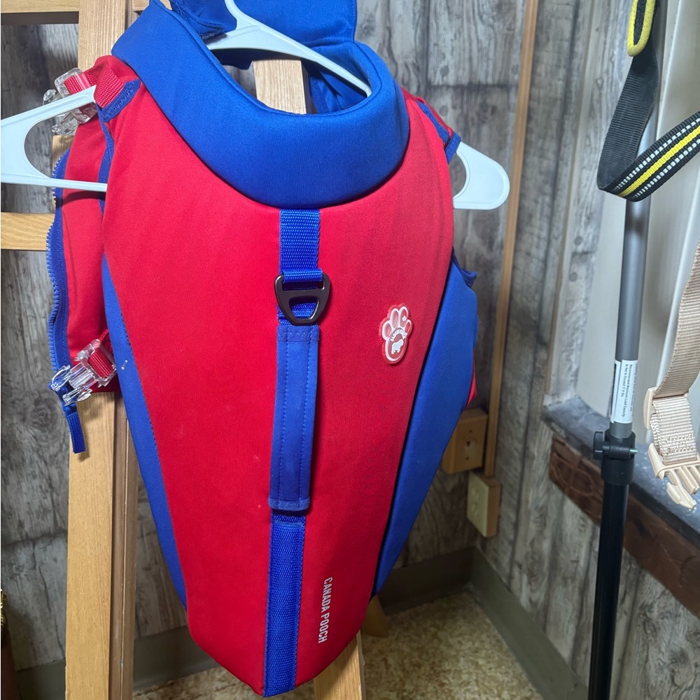 Canada pooch dog life jacket neoprene